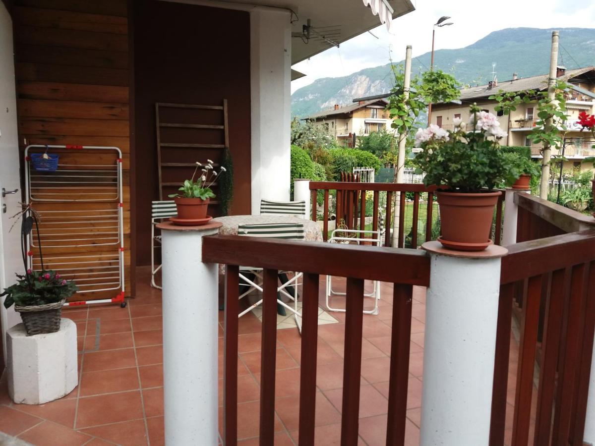 Grazioso Appartamento Tra Cultura, Lago E Montagna Pomarolo Exterior foto